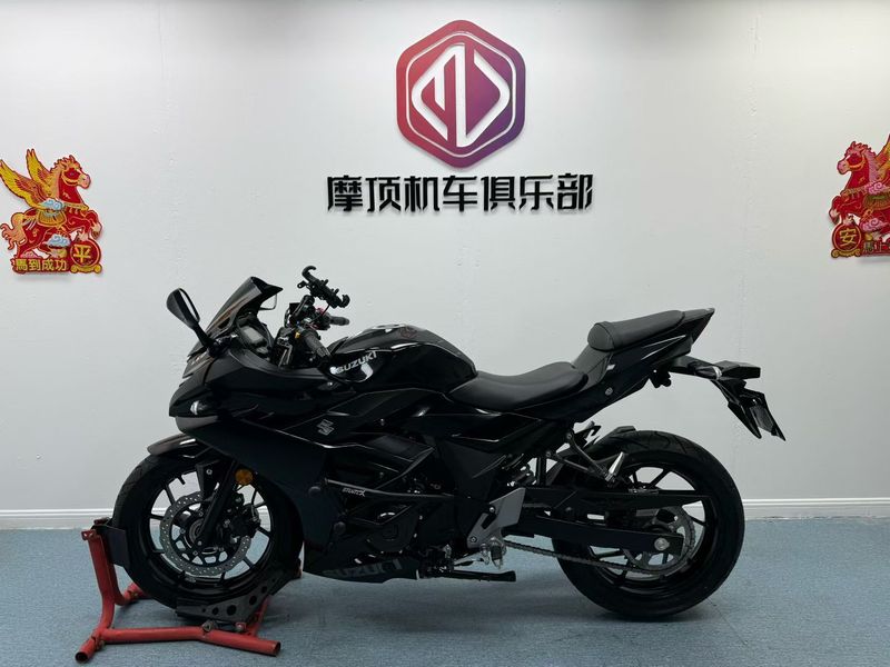 二手豪爵铃木GSX250R