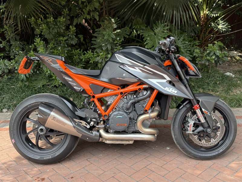 二手KTMR2R1290 Super Duke