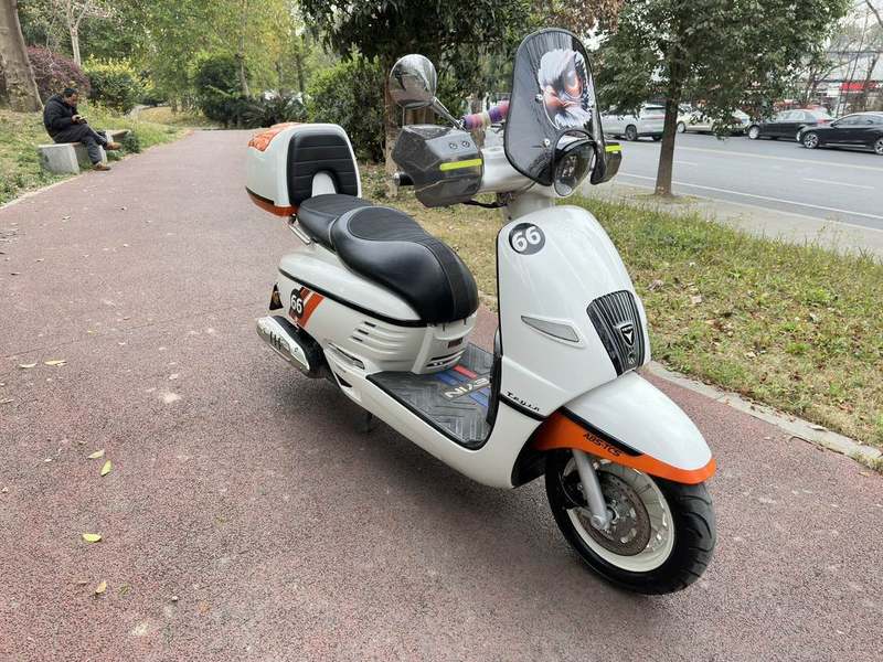 二手天鹰TA 她他