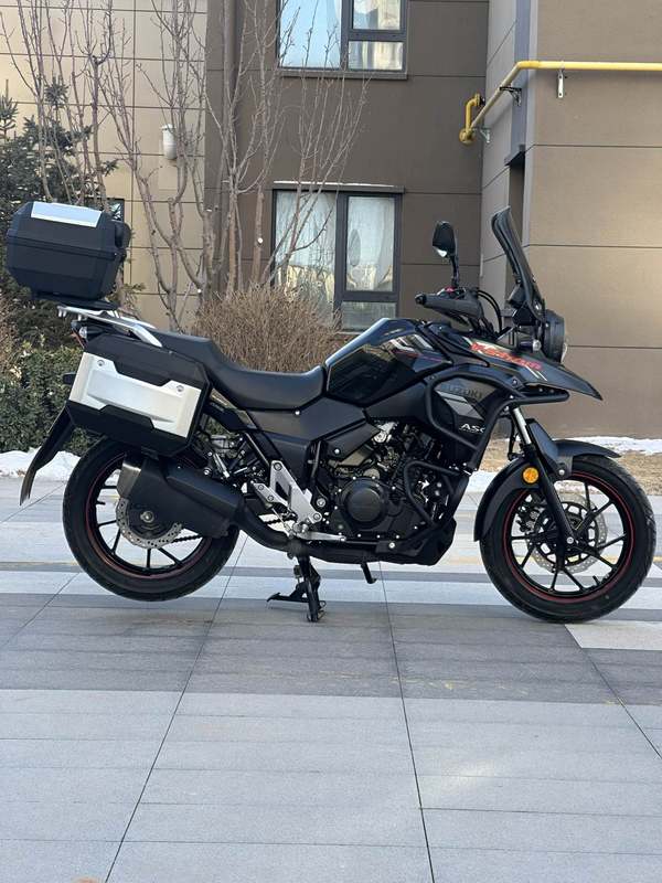 二手豪爵铃木DL250