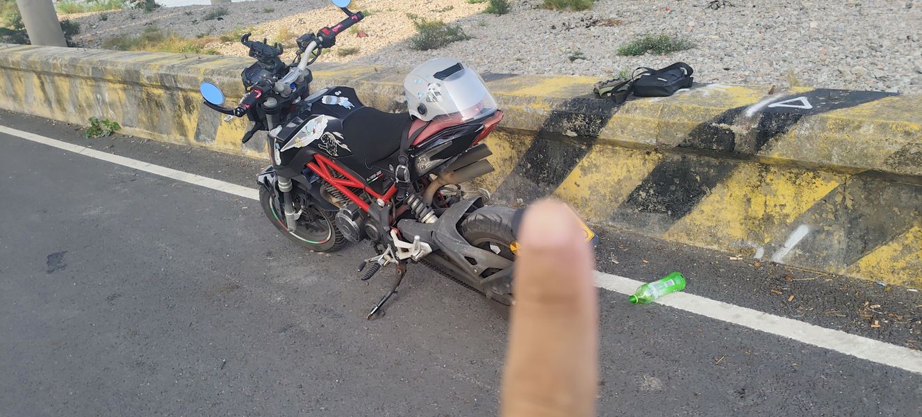 二手贝纳利小暴龙TNT125