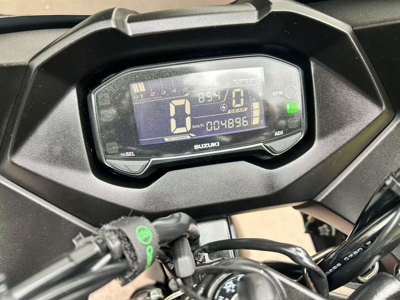 二手济南铃木极客飒 Gixxer 155