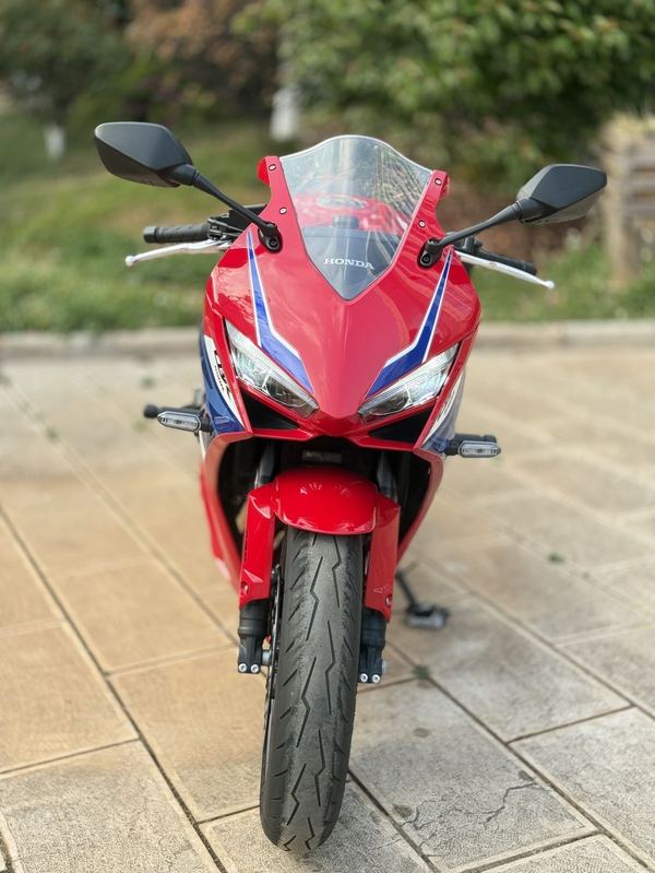 二手本田CBR650R
