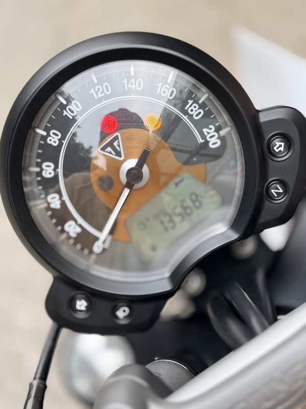 二手凯旋Bonneville Bobber