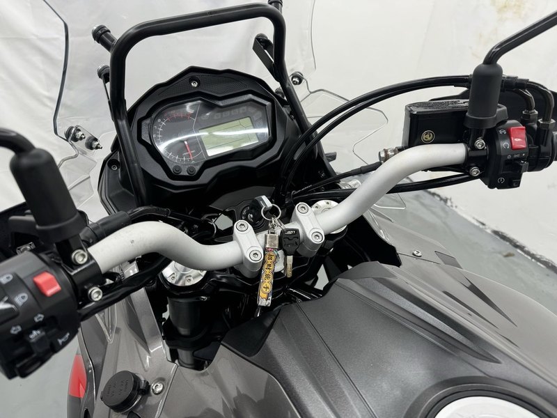 二手贝纳利金鹏 TRK502