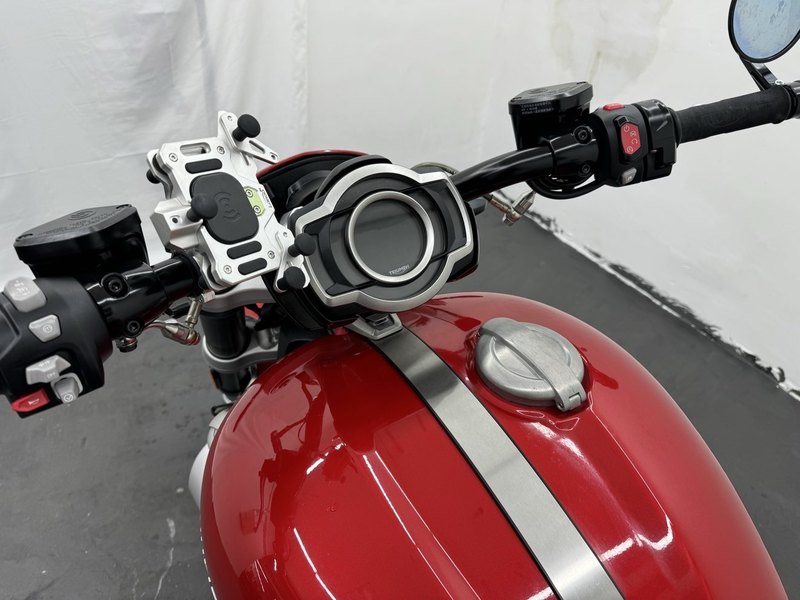 二手凯旋Rocket 3