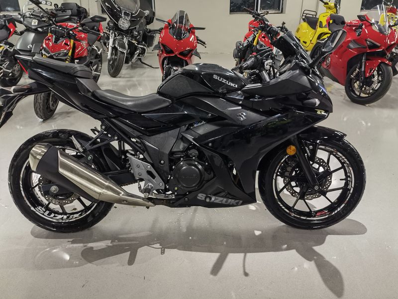 二手豪爵铃木GSX250R