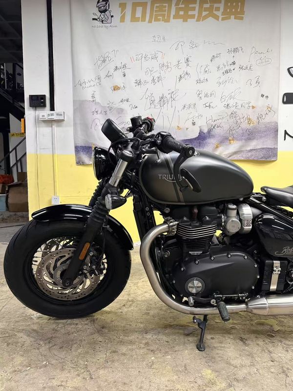 二手凯旋Bonneville Bobber