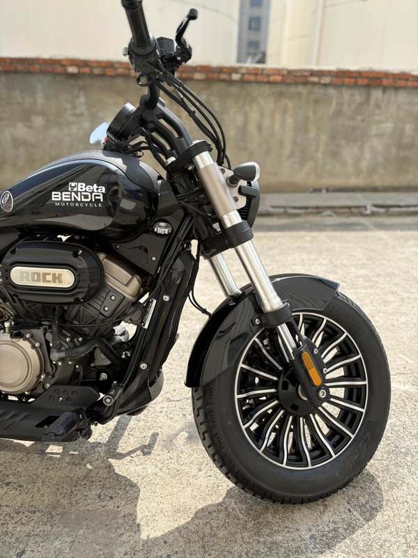 二手奔达Rock300 灰石