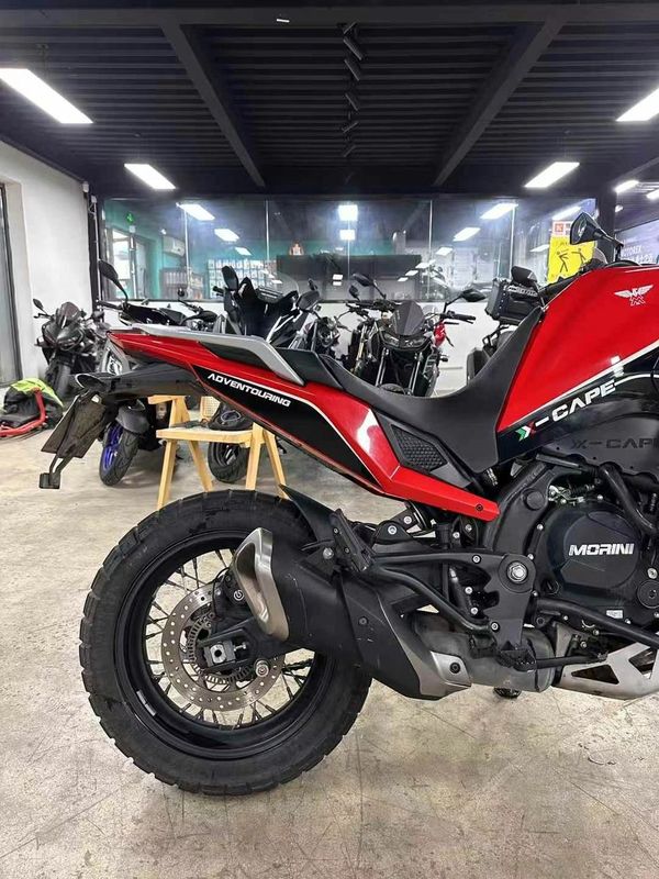 二手摩托莫里尼X-Cape 650