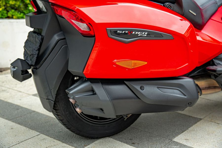 二手庞巴迪Spyder F3 