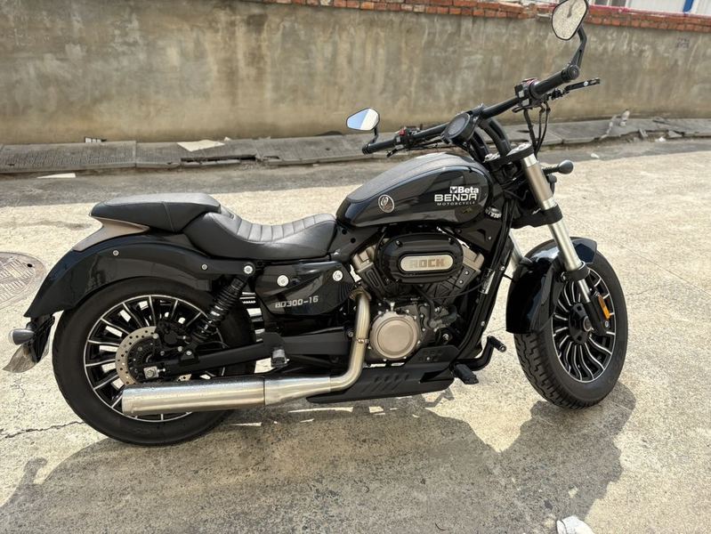 二手奔达Rock300 灰石