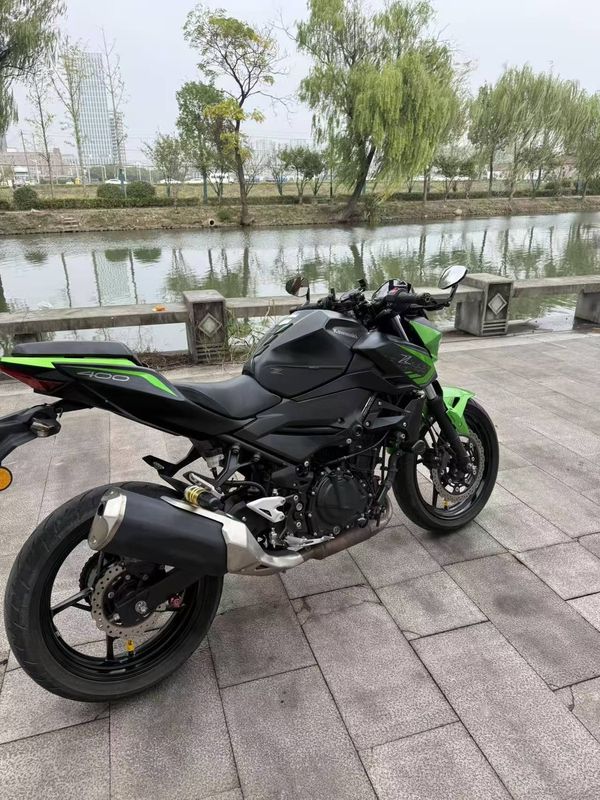 二手川崎Z400