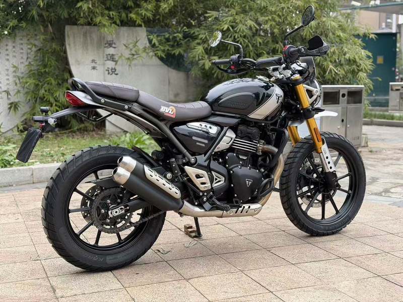 二手凯旋Scrambler 400 X