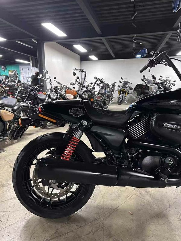 二手哈雷戴维森Street 750