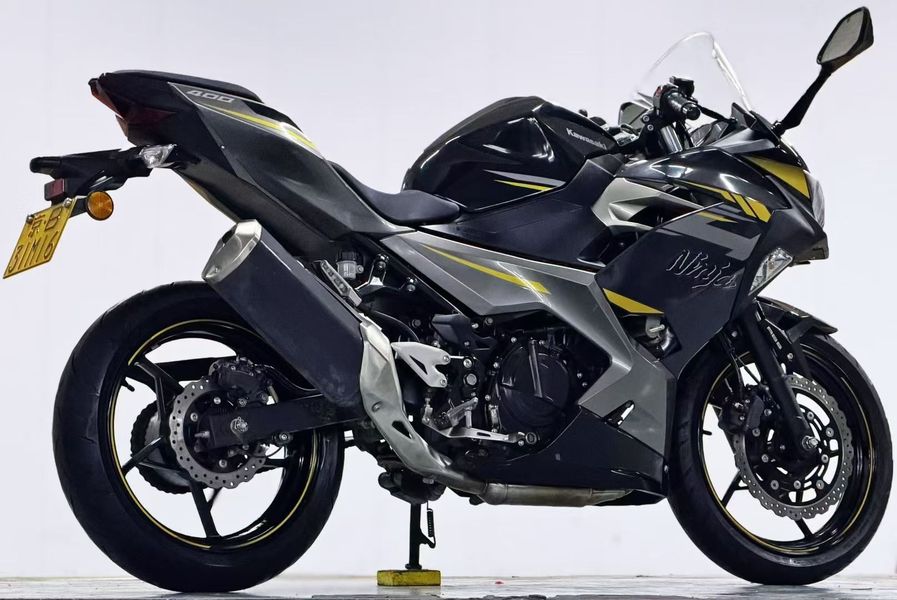二手川崎Ninja 400