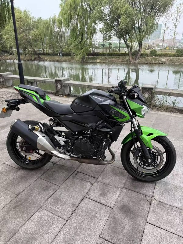 二手川崎Z400