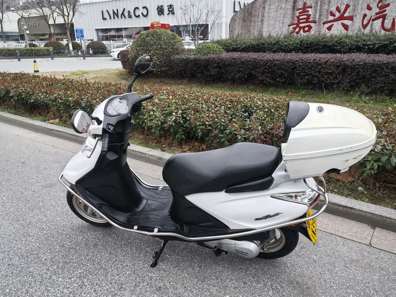 二手新大洲本田E韵 110 Fi