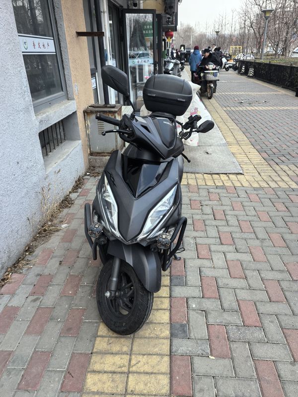 二手新大洲本田裂行 RX125Fi