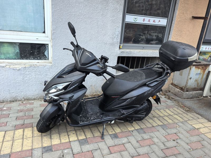 二手新大洲本田裂行 RX125Fi