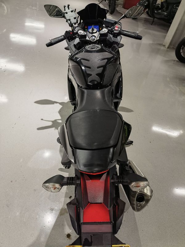 二手豪爵铃木GSX250R