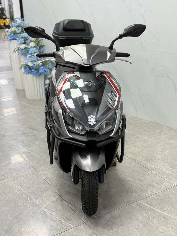 二手QJMOTOR鸿150RS