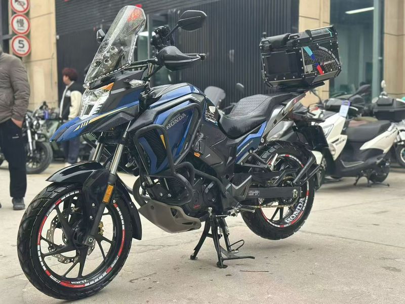 二手五羊本田猛鸷 CB190X