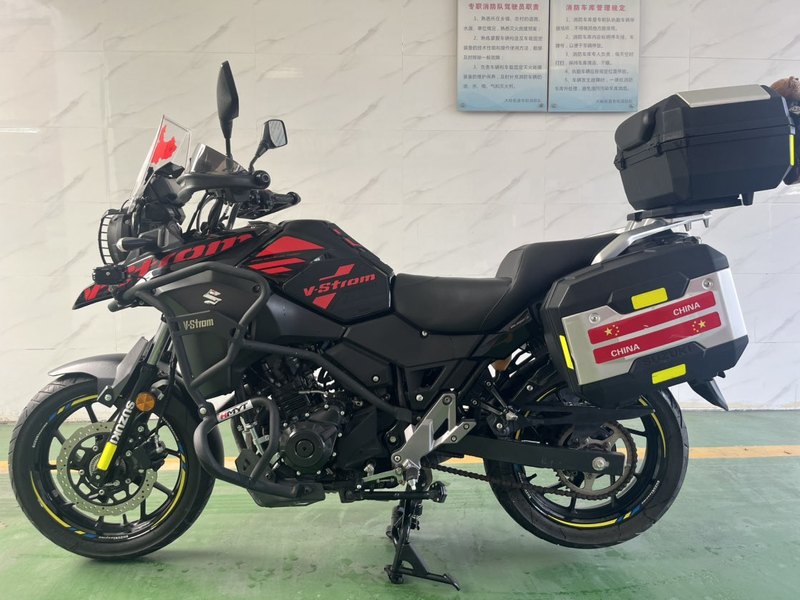 二手豪爵铃木DL250