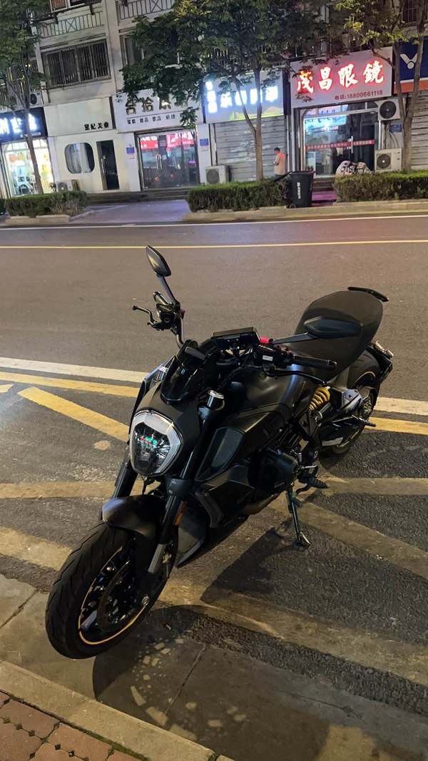 二手杜卡迪Diavel 