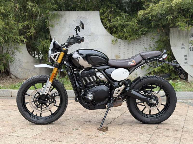 二手凯旋Scrambler 400 X