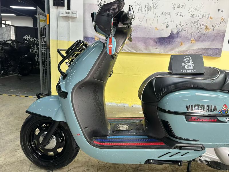 二手维多利亚Sixties 250Si