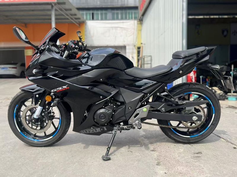 二手豪爵铃木GSX250R