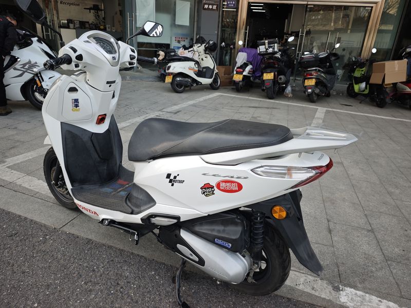 二手五羊本田Lead125