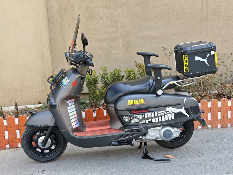 二手维多利亚Sixties 300i