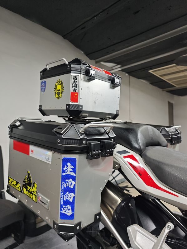 二手贝纳利金鹏 TRK502