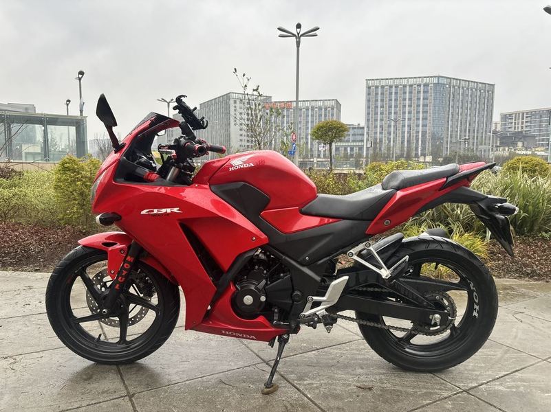 二手本田CBR300R