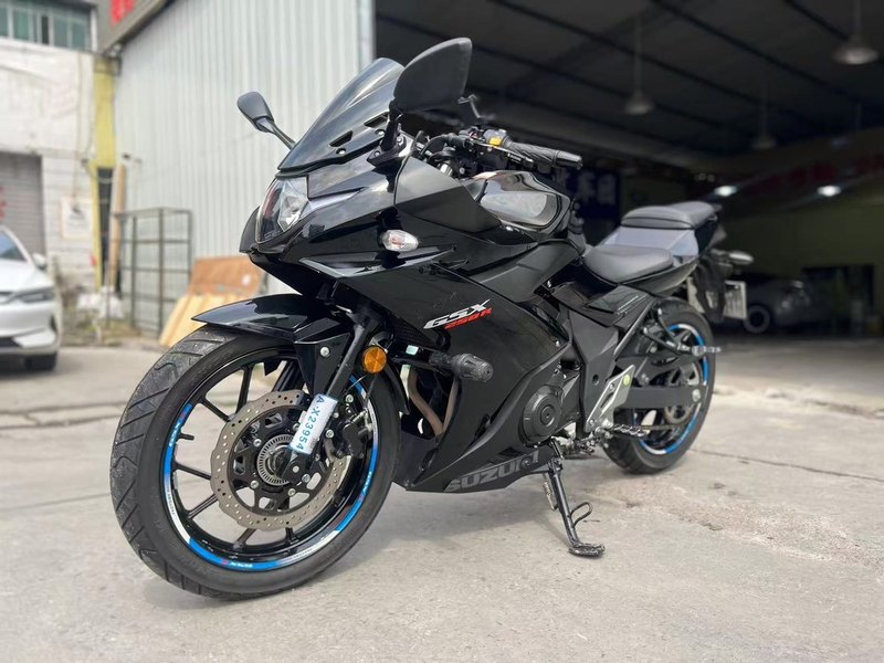 二手豪爵铃木GSX250R