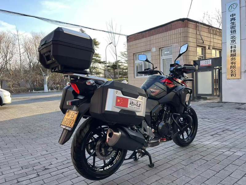 二手豪爵铃木DL250