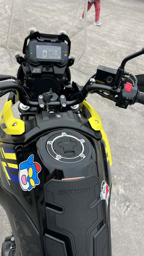 二手豪爵铃木DL250