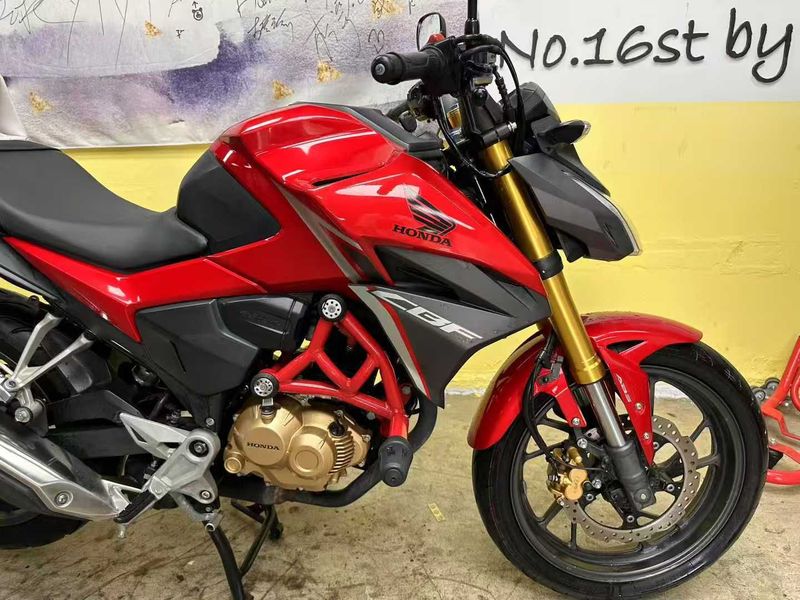 二手五羊本田CB190R 暴锋眼