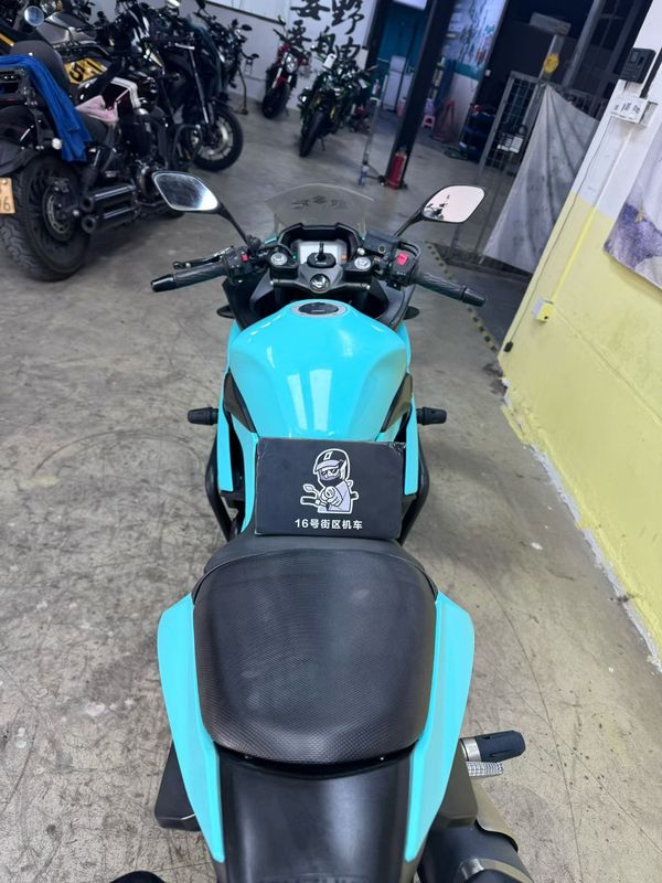 二手豪爵铃木GSX250R