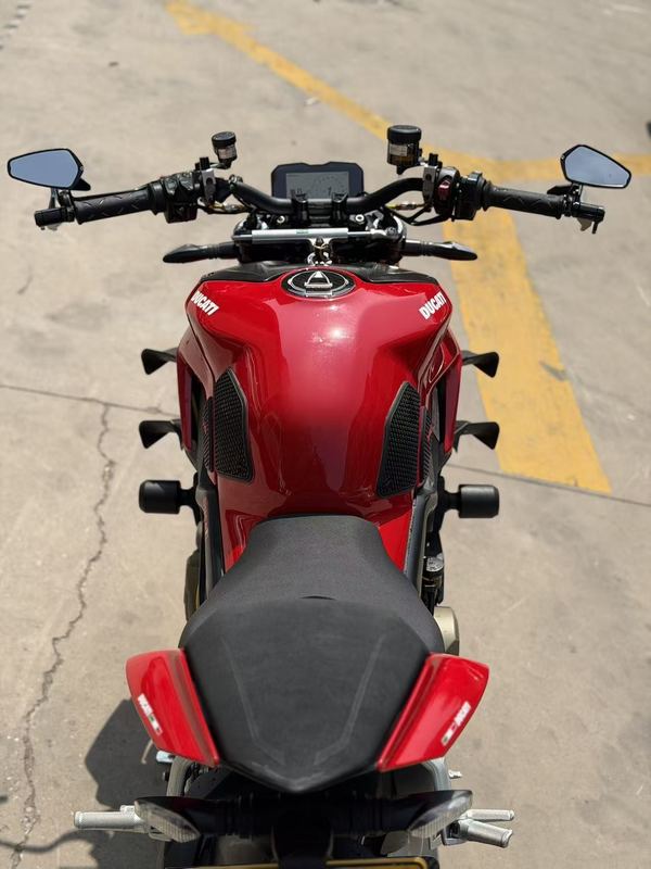 二手杜卡迪Street Fighter V4