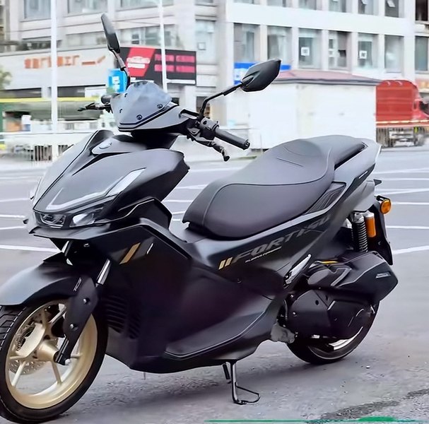 二手QJMOTOR鸿150S