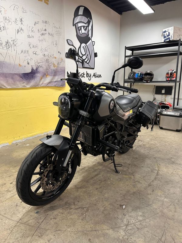 二手贝纳利幼狮 Leoncino 250