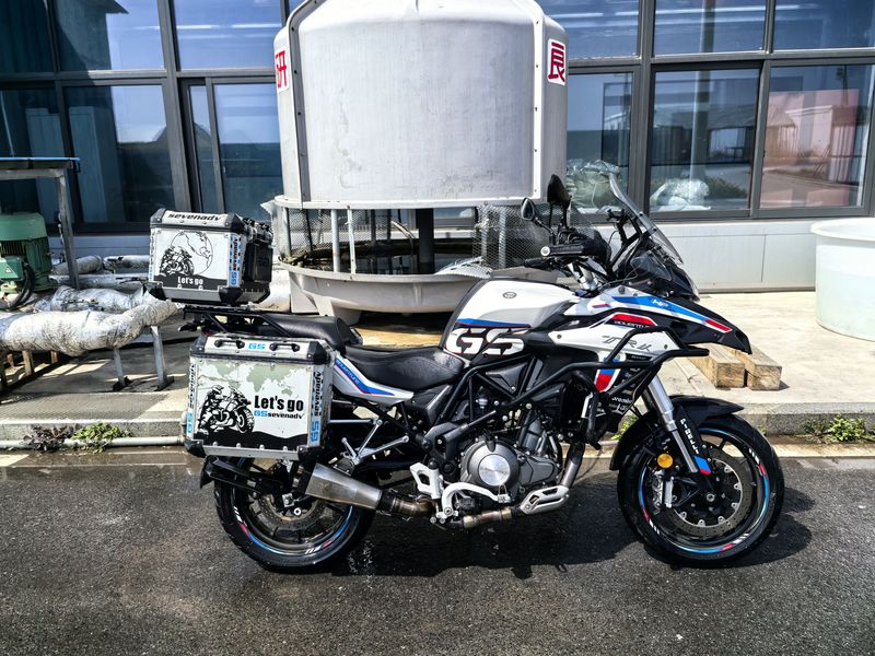 二手贝纳利金鹏 TRK502