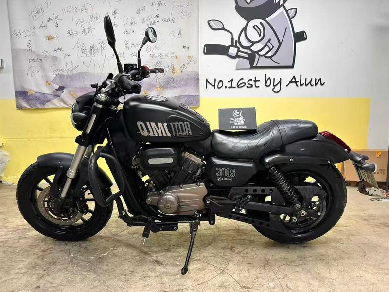 二手QJMOTOR闪300