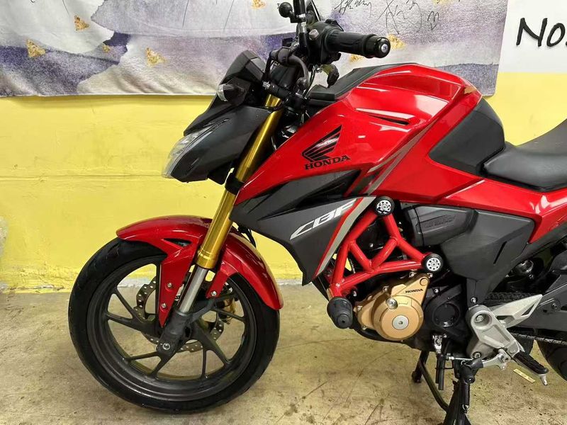 二手五羊本田CB190R 暴锋眼