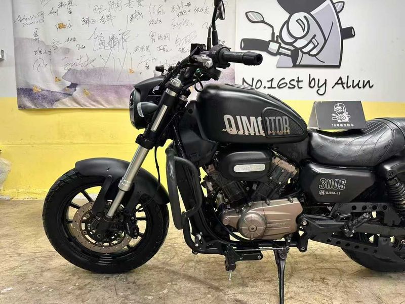 二手QJMOTOR闪300