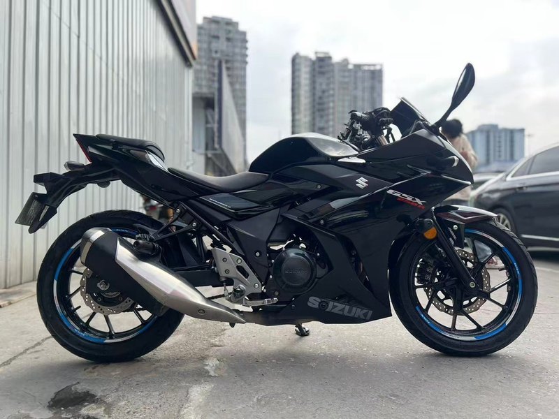 二手豪爵铃木GSX250R