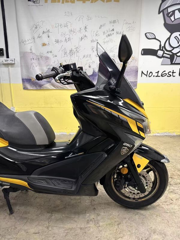 二手光阳赛艇 250